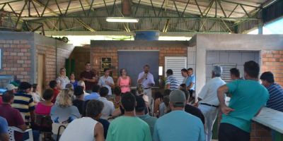 Secretaria de Agricultura e Abastecimento de Camaquã promove reunão na Feira do Produtor Rural