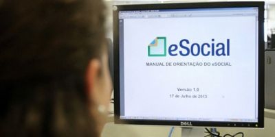 Empregadores domésticos têm até hoje para pagar guia de janeiro do eSocial