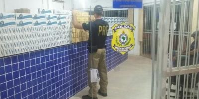 Passageiro de ônibus é preso com 700 carteiras de cigarro em Pantano Grande