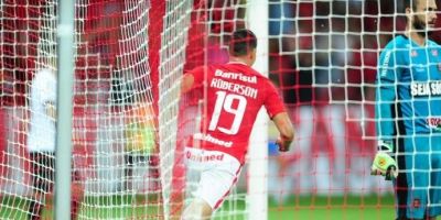 Roberson marca e Inter vence a primeira no Gauchão