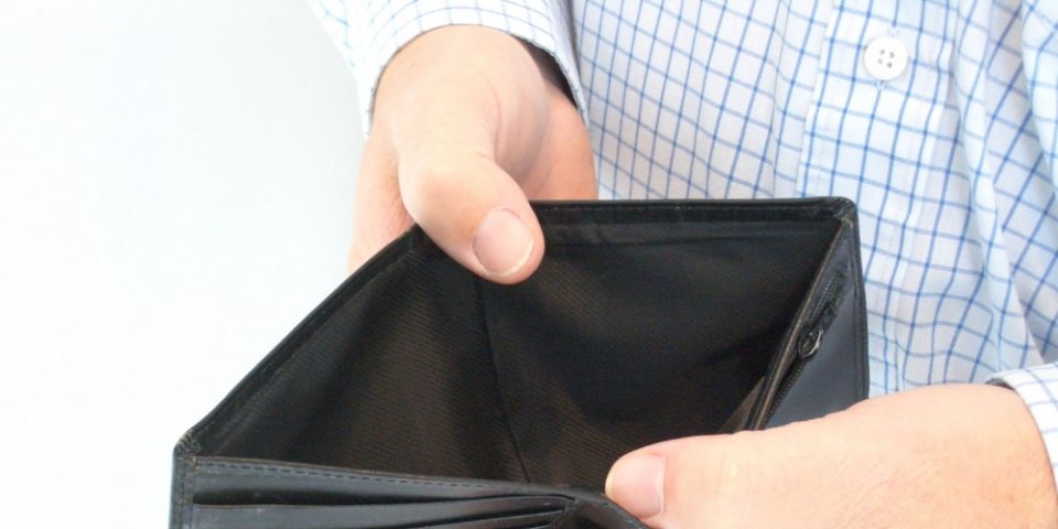 Endividamento das famílias gaúchas sobe a 68,0% em fevereiro, afirma a Fecomércio-RS