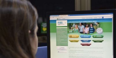 Termina prazo para estudantes na lista de espera do Fies concluirem inscrição
