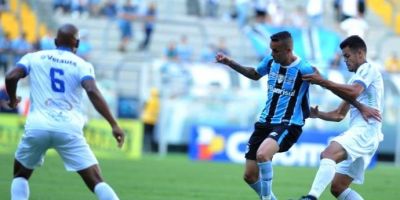 Grêmio volta a "cochilar" e apenas empata com o Veranópolis