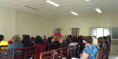 Professores realizam Curso de Formação em Cristal 