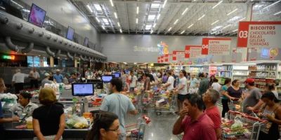Consumidor deve ficar atento ao aspecto da carne, dizem especialistas
