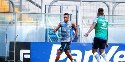 Grêmio encara líder Novo Hamburgo pelo Gauchão