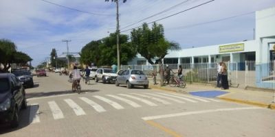 Homem é morto a tiros em frente de escola onde filha estuda em Tapes nesta quarta-feira