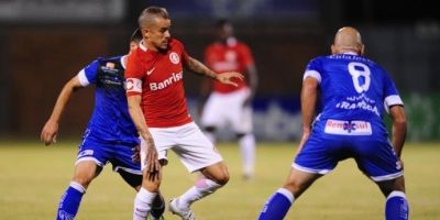 Inter perde para o Cruzeiro por 2 a 1 e repete duelo nas quartas