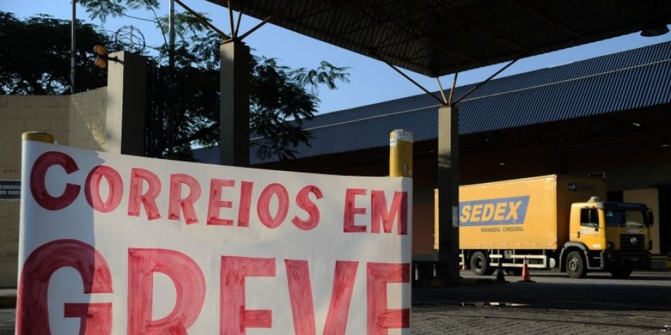 Greve dos Correios: maioria dos sindicatos vai avaliar propostas até dia 8