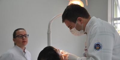 Campanha Maio Vermelho alerta para prevenção ao câncer de boca