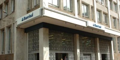 Banrisul consegue suspender liminar que obriga devolver cobrança de 13º