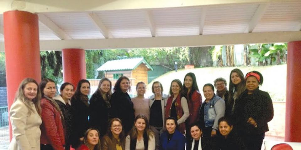 Escolas Infantis buscam novos conhecimentos na metodologia Montessoriana