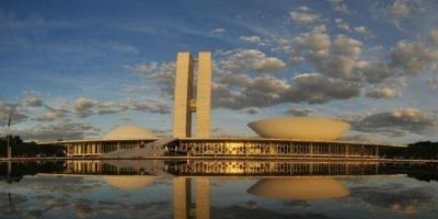 JBS ajudou a financiar campanhas de 1.829 candidatos de 28 partidos