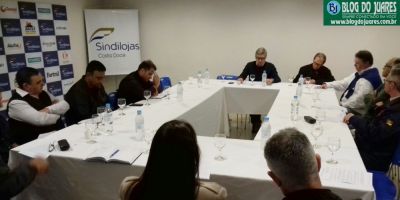 Implantação do estacionamento rotativo é debatida por entidades em Camaquã