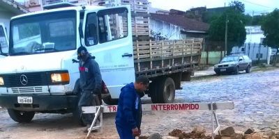 Servidores da SMIT seguem trabalhando nos serviços de manutenção em Camaquã