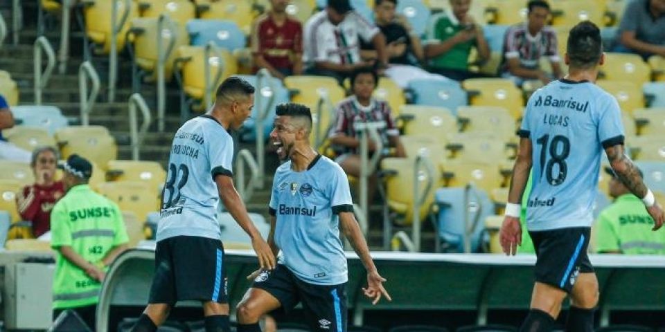 Grêmio vence Fluminense com boa atuação e está nas quartas da Copa do Brasil