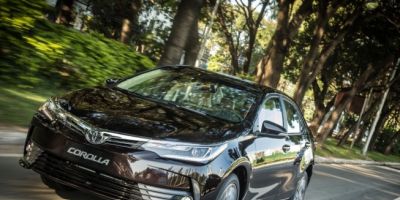 Toyota fará recall do Corolla para substituir cinto de segurança traseiro