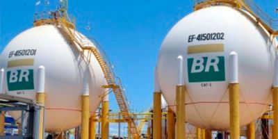 Petrobras reduz preços da gasolina e do diesel nas refinarias