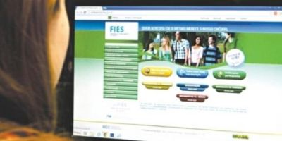 Estudantes têm até esta sexta-feira para renovar contratos do Fies