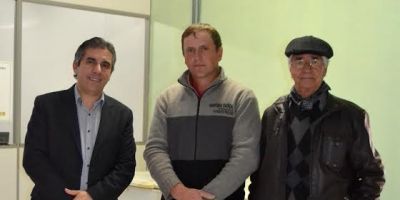 Secretaria da Agricultura de Camaquã apoia produtores de leite, afirma prefeitura