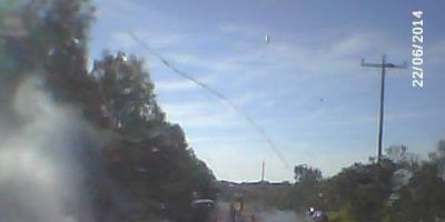 Tapes - carro incendeia na localidade da Camélia