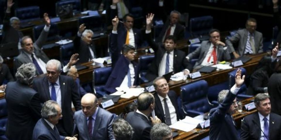 Senado conclui aprovação e reforma trabalhista vai para sanção de Temer