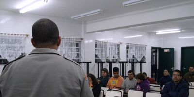 Rio Grande - Reunião Mensal da Polícia Comunitária no bairro Santa Rosa
