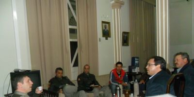 Pelotas - comandante do 4º BPM recebe comitiva de vereadores de Piratini