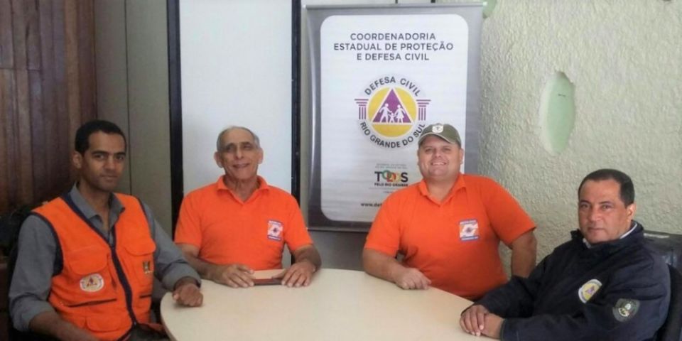 Prefeito de Arambaré participa de reunião na Coordenadoria Regional de Proteção e Defesa Civil