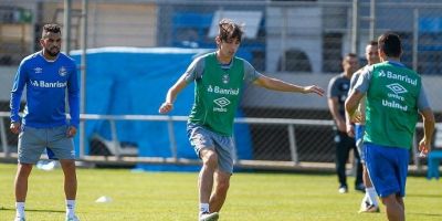 Grêmio “reforçado” recebe o Santos em confronto direto na Arena