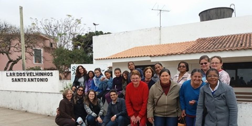 Grupos do CRAS Esperança fazem atividade alusivo ao dia dos avós em São Lourenço do Sul