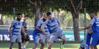 Grêmio visita Atlético-GO para ter a possibilidade de reduzir distância do Corinthians