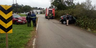 Colisão no trevo de Tapes entre dois carros deixa uma vítima fatal na manhã desta quinta-feira (3)