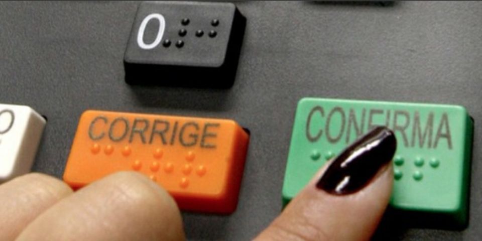Municípios do Paraná e do Piauí têm novas eleições neste domingo