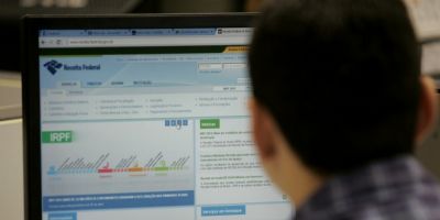 Receita abre nesta terça-feira consulta ao terceiro lote de restituição do IRPF de 2017 