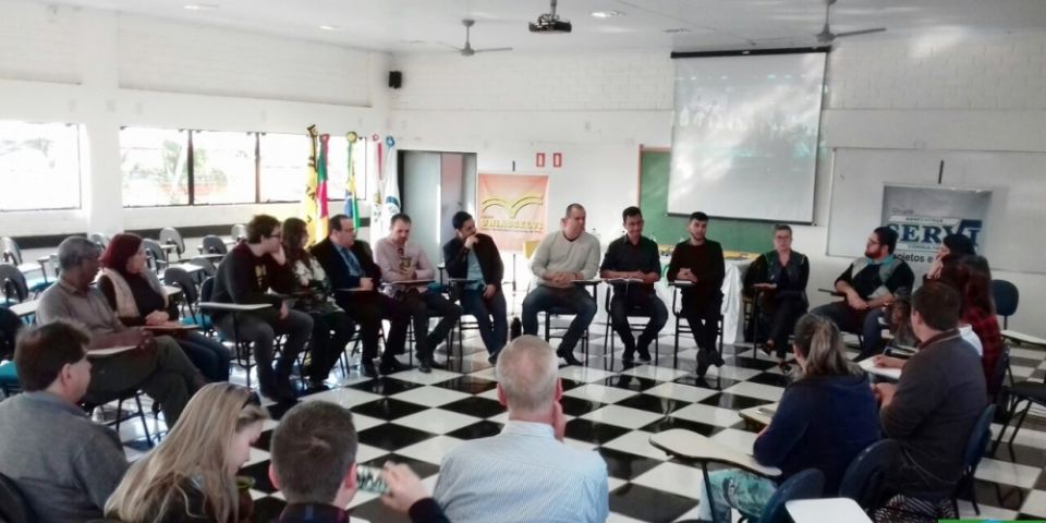 VÍDEOS: estudantes camaquenses formam associação para buscar Passe Livre intermunicipal