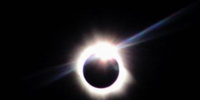 MUNDO: Nasa transmite ao vivo o eclipse solar total