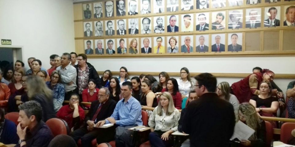 Camaquenses lotam a Câmara nesta segunda para acompanhar a votação das RPVs