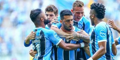 Grêmio faz 5 a 0 no Sport e diminui distância para Corinthians