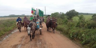 Décimo 4º dia (final) da jornada da cavalgada; cavalarianos chegam em Camaquã nesta quarta