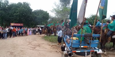 Aberta a Semana Farroupilha em Camaquã: Blog do Juares na chegada da Chama Crioula