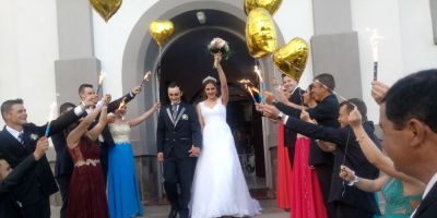 FOTOS: Sandrine e Anderson oficializaram o amor em Dom Feliciano