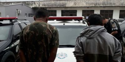 Brigada Militar prende dupla com drogas e arma no bairro Ouro Verde em Camaquã