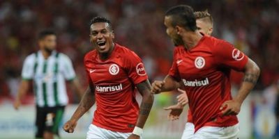 Inter vence o América-MG e se isola na liderança da Série B