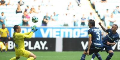 Beto da Silva sai do banco para garantir vitória do Grêmio sobre o Fluminense