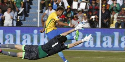 Brasil para no goleiro e empata com a Bolívia em La Paz