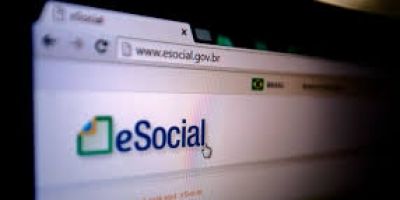 Empregadores domésticos têm até hoje para pagar guia de setembro do eSocial