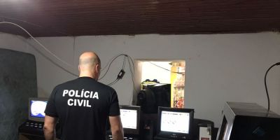 Polícia Civil apreende máquinas caça-níqueis na cidade de Dom Feliciano