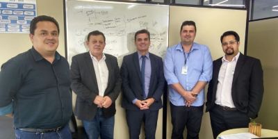 Reunião na Corsan em Porto Alegre trata da troca de tubulação da Bento e Loureiro, que deve iniciar neste mês