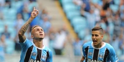 Éverton entra no 2º tempo e comanda virada do Grêmio sobre o Flamengo